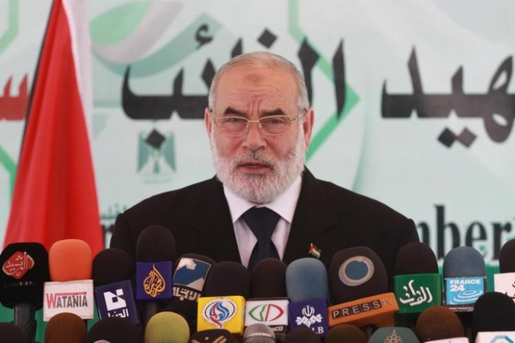 نعي حركة حماس للشهيد الدكتور أحمد بحر (أبو أكرم) رئيس المجلس التشريعي الفلسطيني بالإنابة