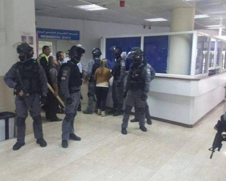 جيش الاحتلال يقتحم مستشفى المقاصد اليوم ويعتقل مرضى غزيين ومرافقيهم