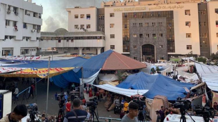 حماس: يستخدم الاحتلال عذابات الأطفال والمصابين في المستشفيات للتغطية على جرائمه ضد الإنسانية