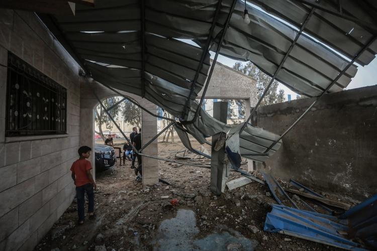 العدوان على غزة: 24 شهيدًا منهم 9 أطفال وامرأة و103 جرحى