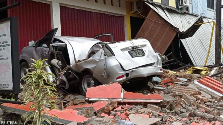 7 قتلى ومئات المصابين في زلزال قوي بجزيرة سولاوسى بإندونيسيا